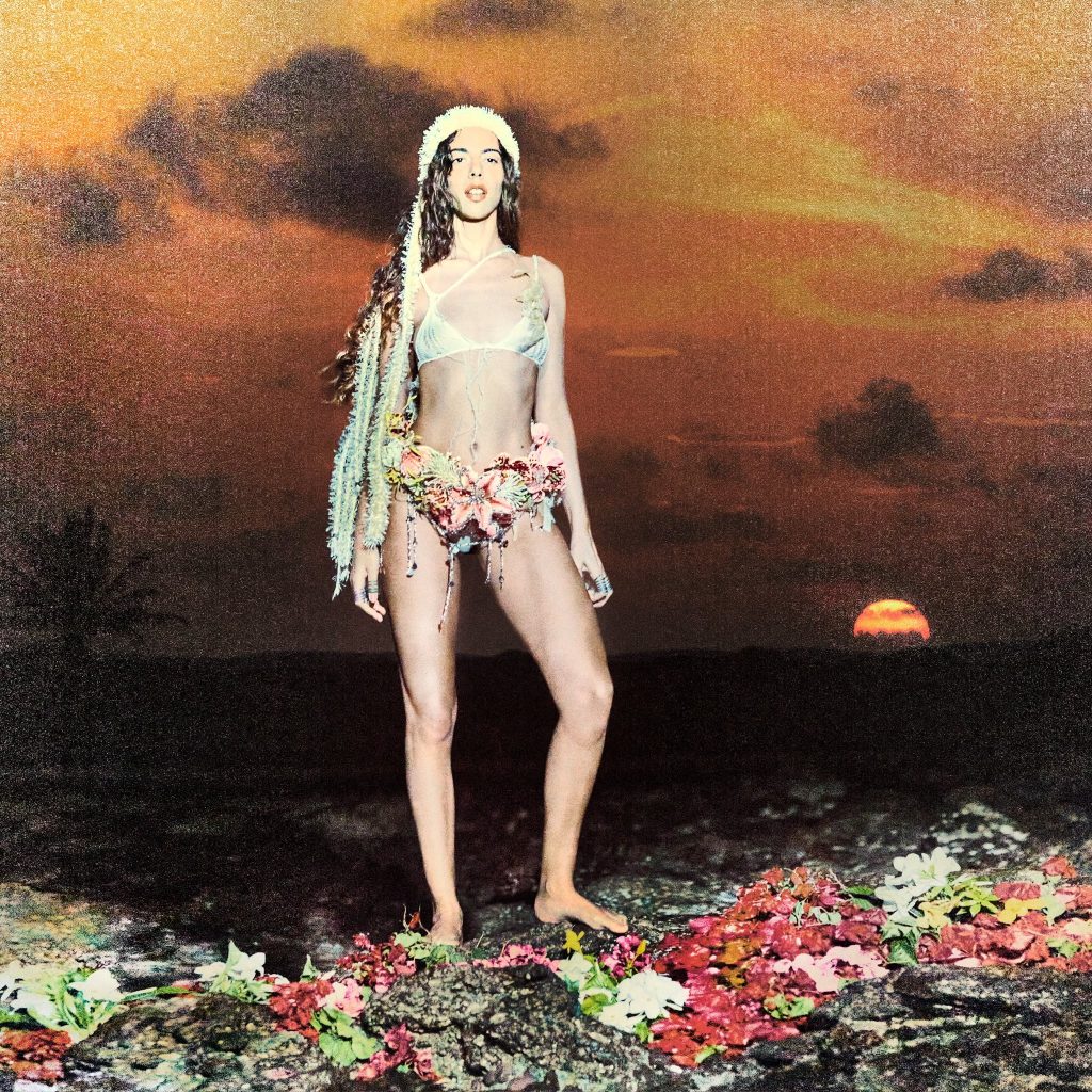 Marina Sena anuncia single ‘Numa ilha’, amostra inicial do terceiro álbum solo