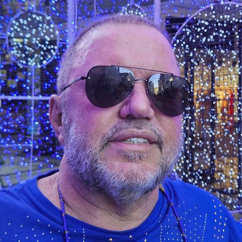 Em pedido de reconsideração na Justiça, gravadora de Adele alega que não houve plágio da música de Toninho Geraes: ‘Uso de clichês musicais comuns’