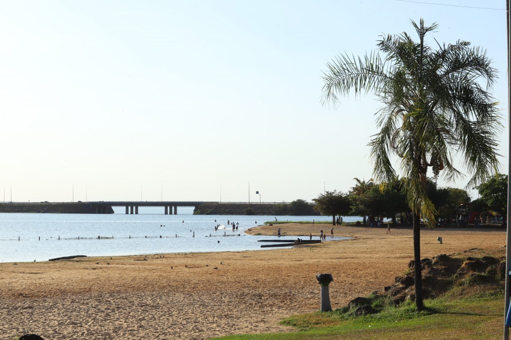 Praias de Palmas recebem programação especial de férias com música, esporte e gastronomia
