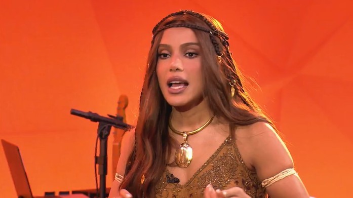‘Quero ser vista inteira e não só a parte que rebola’: Anitta fala sobre amadurecimento e nova fase da carreira