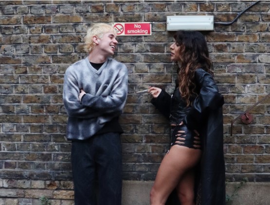 Juliano Floss anuncia fim de namoro com Marina Sena